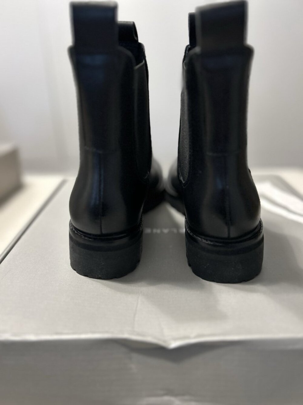 Everlane $238 The Lug Chelsea Boot Women Leather Ankle Chunky Sole Black Size 7M - Picture 11 of 14